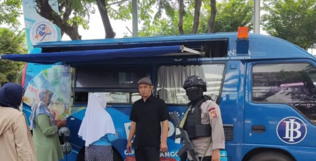 Lebaran 2025, Begini Cara Penukaran Uang Baru di Kas Keliling Bank Indonesia